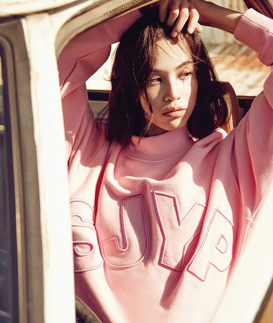 鍝簺鐢锋紨鍛樿鏇濇綔瑙勫垯,濂虫槦鑷洕閬湀鍐呮綔瑙勫垯