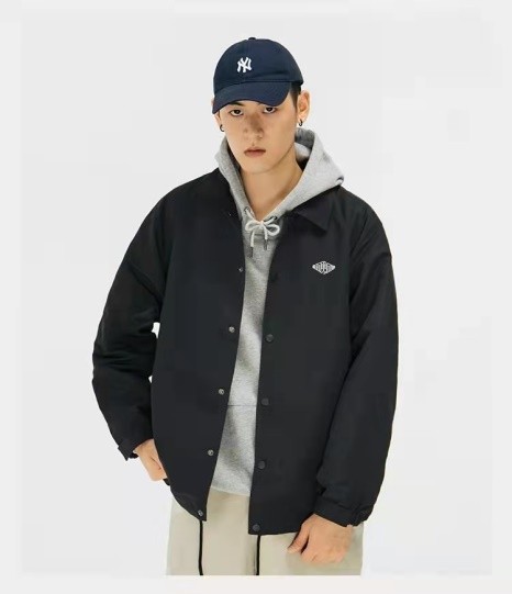 加绒卫衣外套内搭毛衣,冬天内搭是卫衣保暖还是毛衣保暖