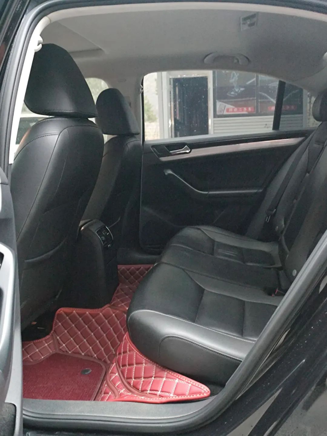 十堰龙信二手车市场雅阁,十堰龙信国际汽车城二手车直播