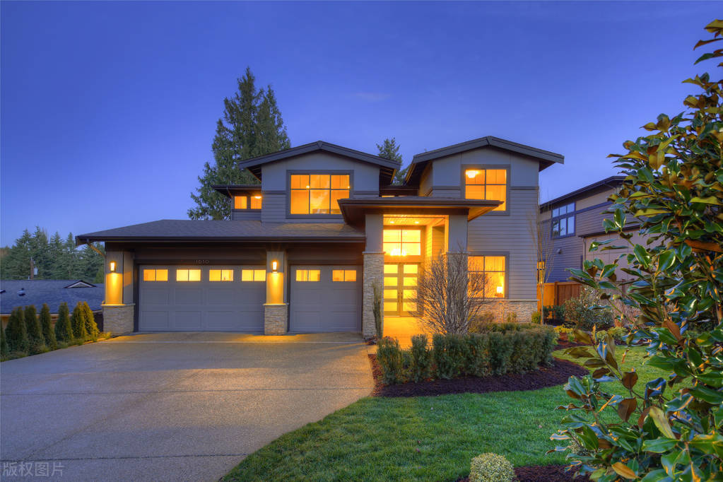 卖了郊区的房子到城里买车,卖了房子去小城市