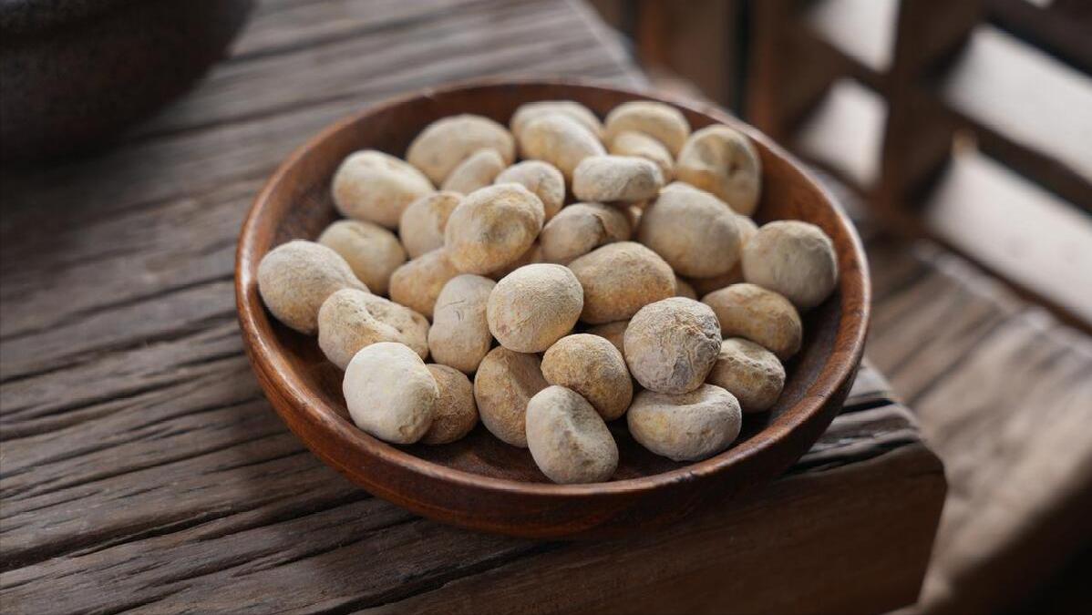 咽喉总有异物感是什么病,咽喉有异物感有痰吃什么药