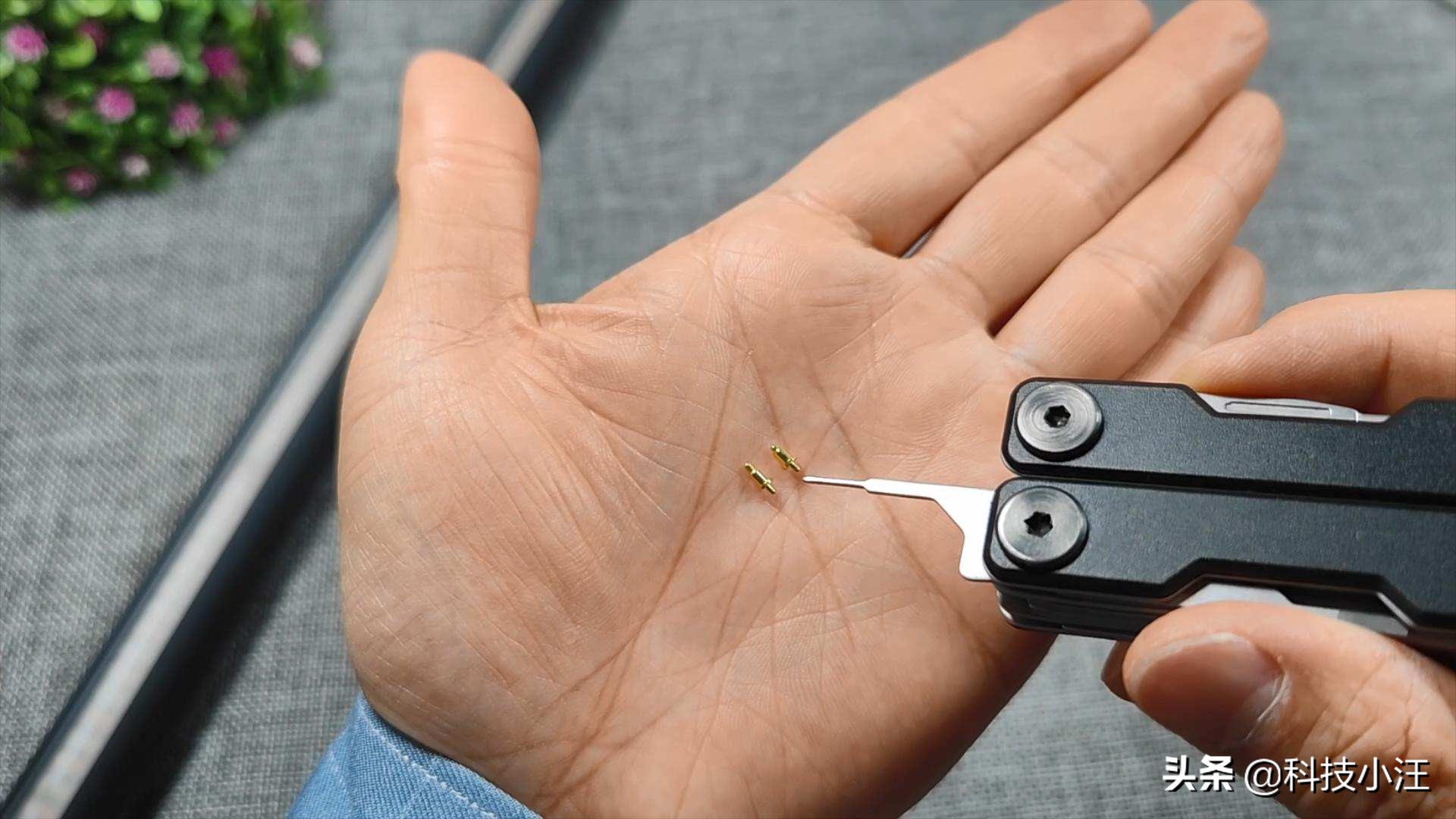 自己动手修复灯罩,米家智能显示器挂灯1s重置