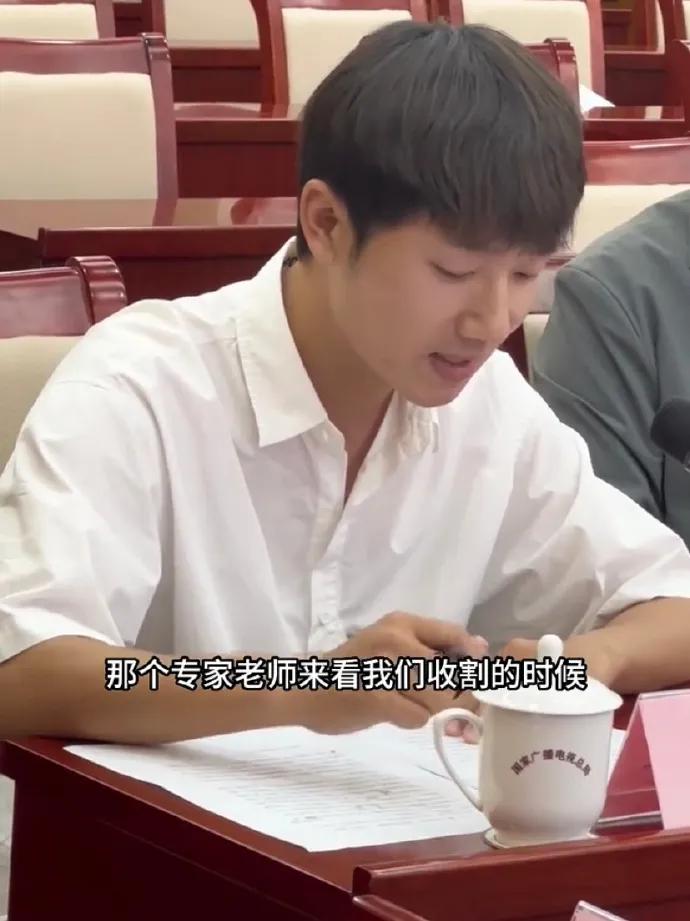 《种地吧》9.0分收官，获3.8亿投资，官媒力赞：相信土地的力量