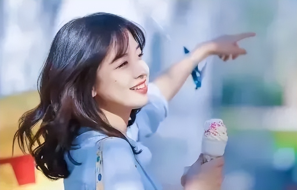 央视公认最漂亮的6位女主持人,至今未婚的央视女主持