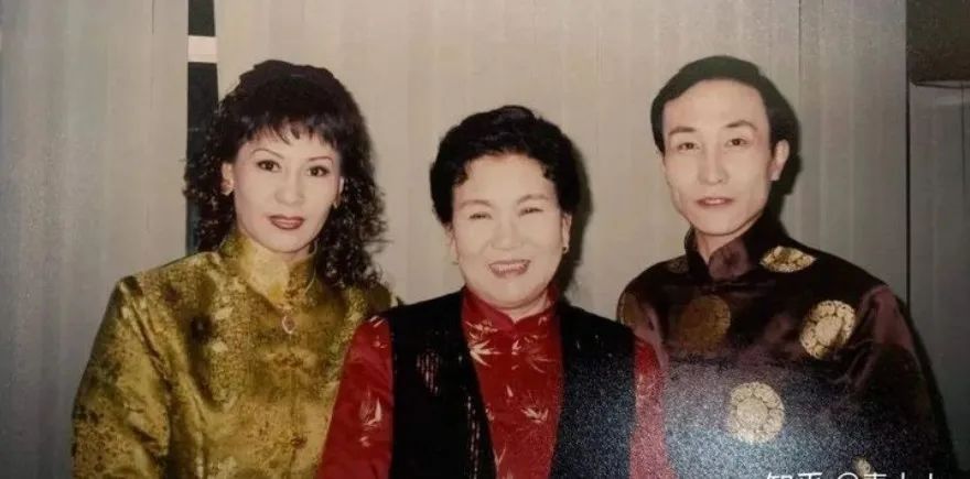 巩汉林演的所有小品,巩汉林演小品回应不懂足球乱点评