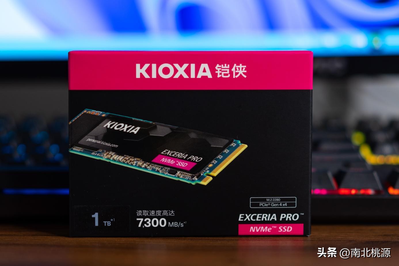 致钛7100和铠侠se10,铠侠rc10怎么加装固态硬盘