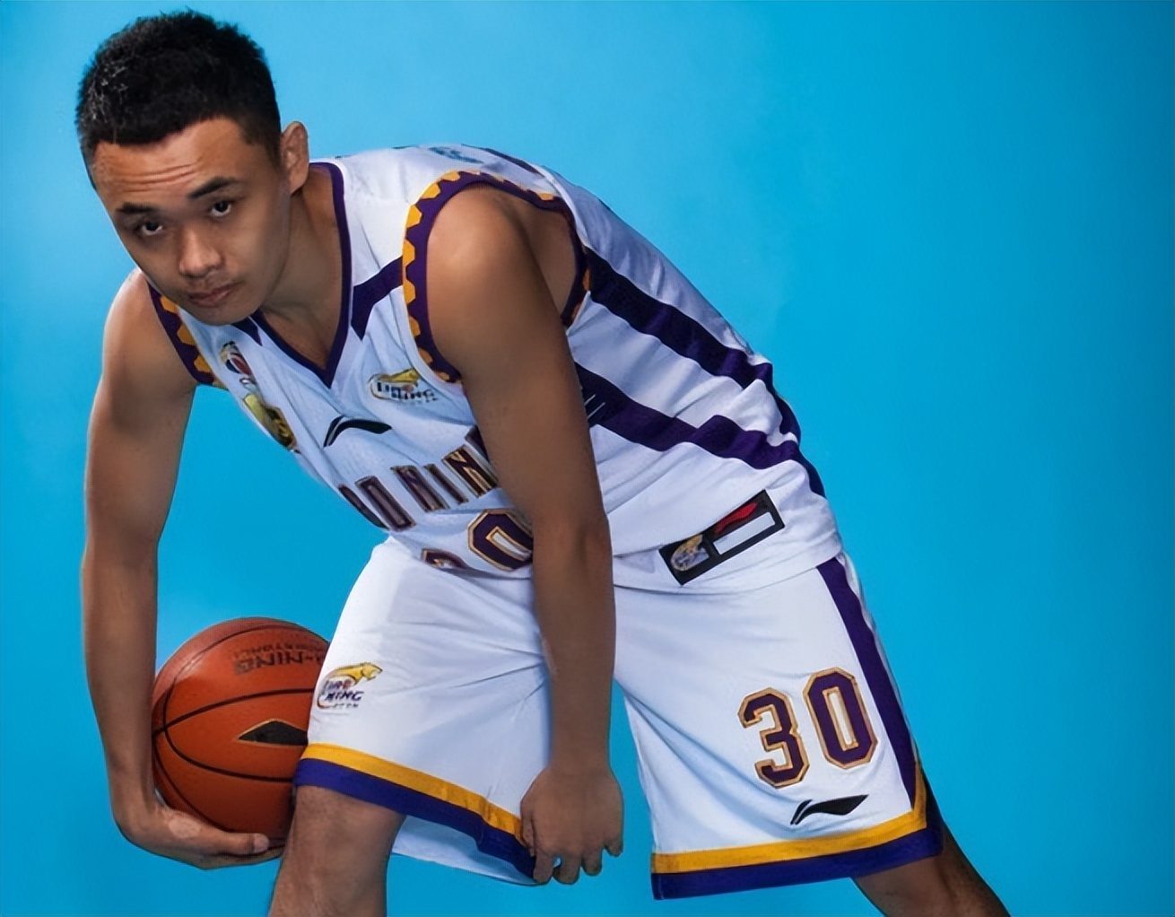 篮球运动员祖籍,篮球运动员的个人简历