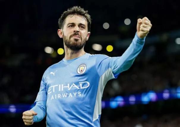 足坛十大中场大师里瓦尔多,现役足坛十大防守型中场