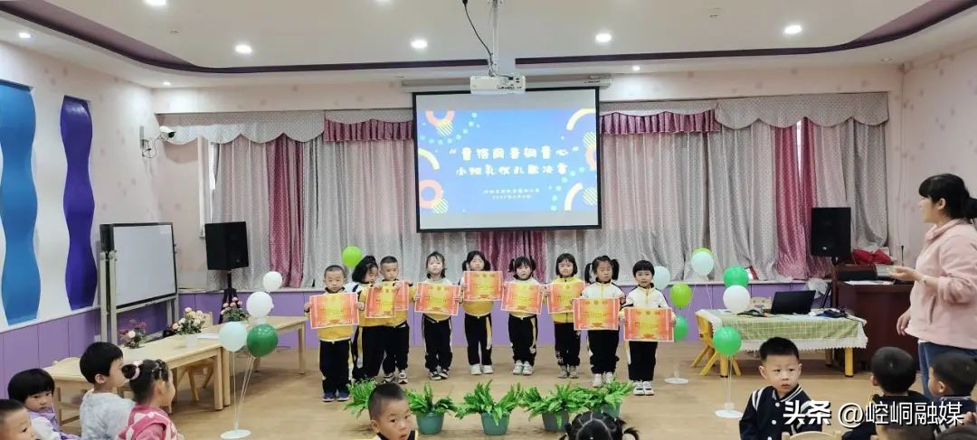幼儿园童语诵童音活动方案,小班礼仪儿歌完整版