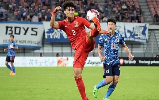 36岁中锋谭龙,谭龙35岁进国家队