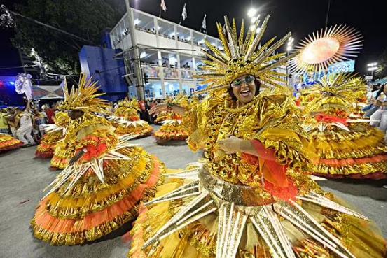 桑巴舞的起源与发展动态,桑巴舞起源