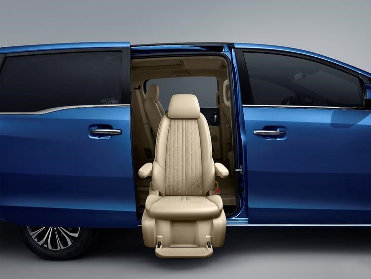 新款别克gl8值得你的拥有,宜家宜商的七座车15万以内