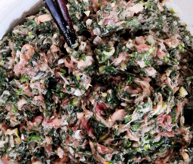 荠菜包饺子简单调馅料的方法,荠菜包饺子怎么做才能保持绿色