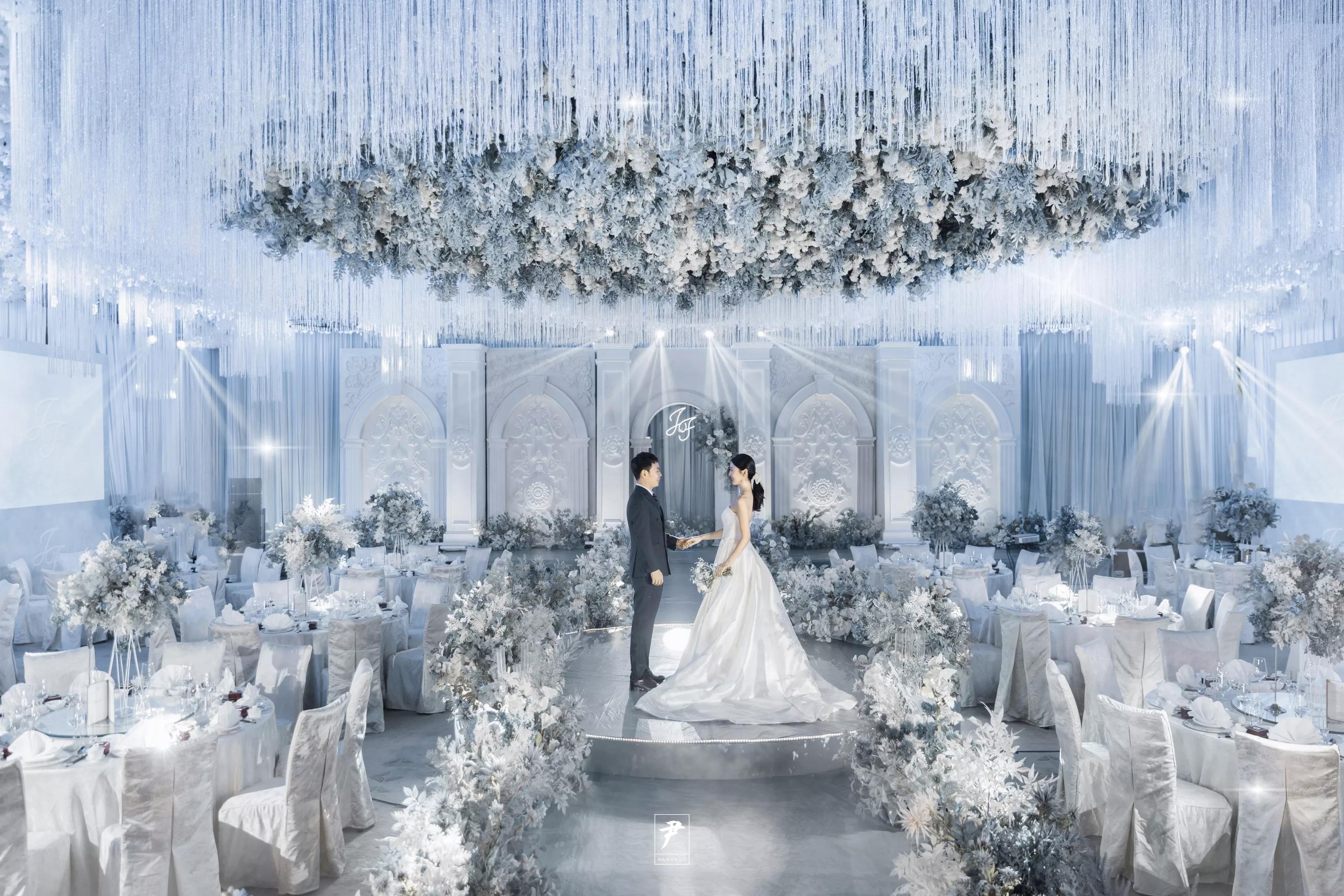 遇到婚礼延期必做的7件事,女儿婚礼延期后再举行怎么通知