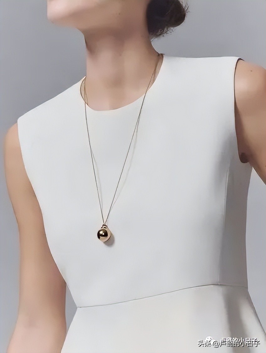 五人套衣服,5个人穿的衣服礼服