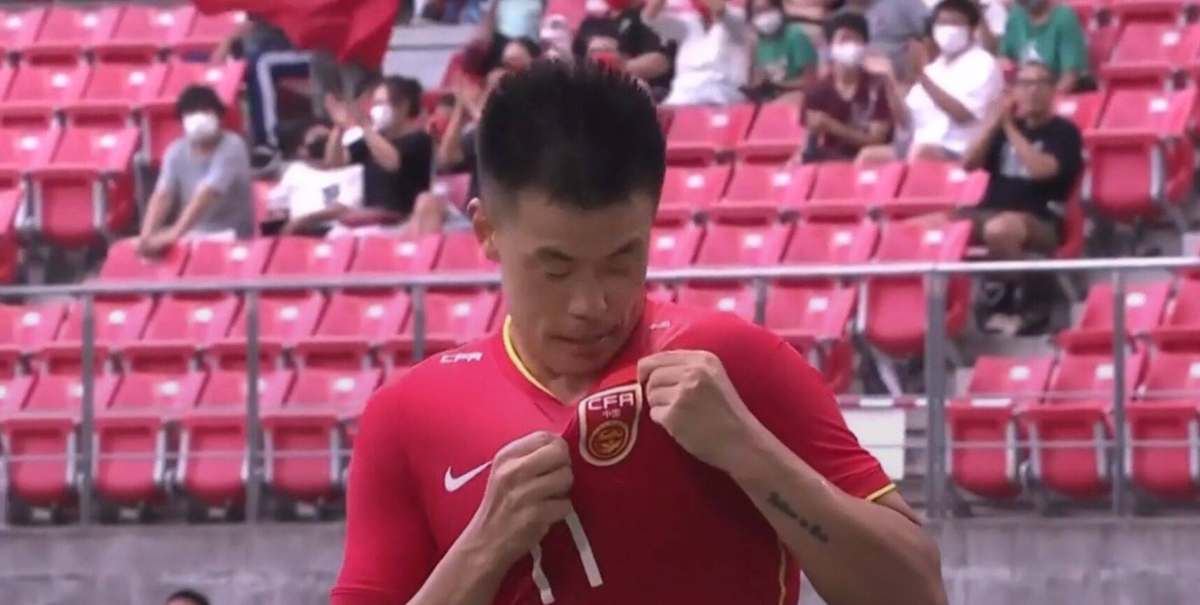 国足0-1日本遭两连败黄健翔,中国足球吐槽名场面黄健翔谈国足