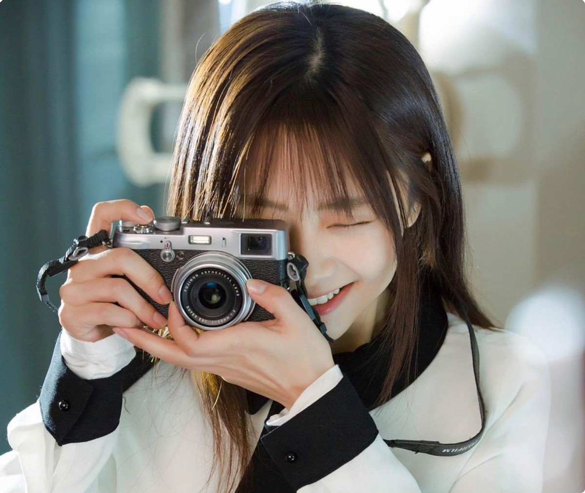 谭松韵从淳贵人到女飞行员,谭松韵是不是甄嬛传的淳贵人