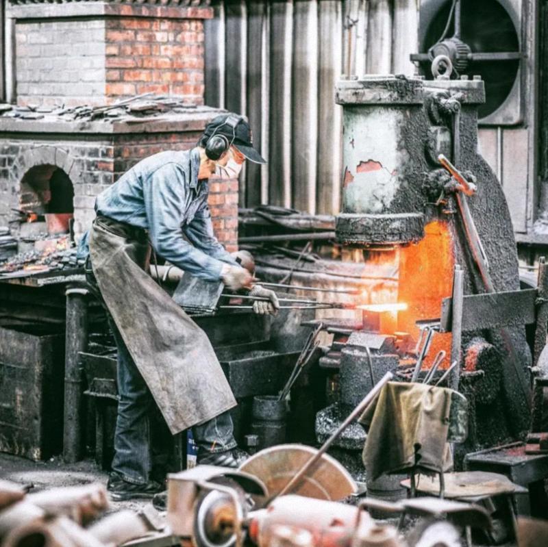 金门炮战的衍生品：100万发炮弹、6000万把菜刀和副厅局级市场