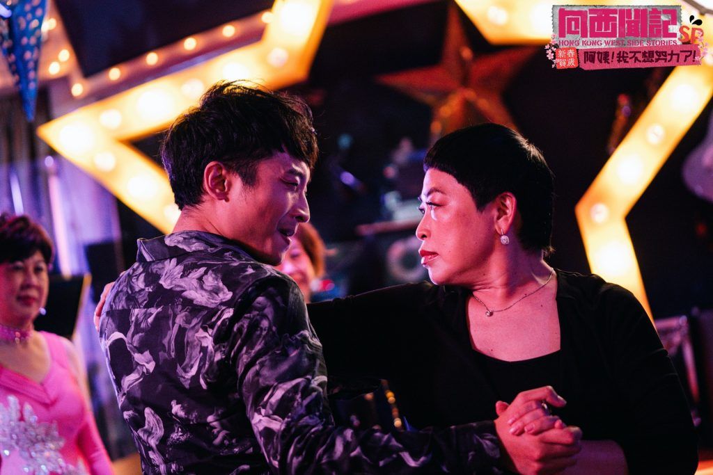 男子跑步被阿姨搭讪,小鲜肉夜跑被搭讪