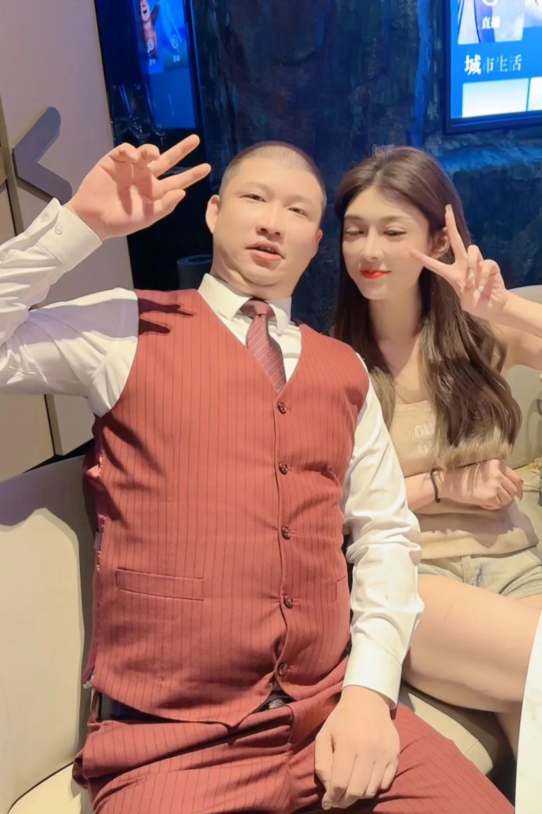 二驴200万消费喝的什么酒,网红二驴花费