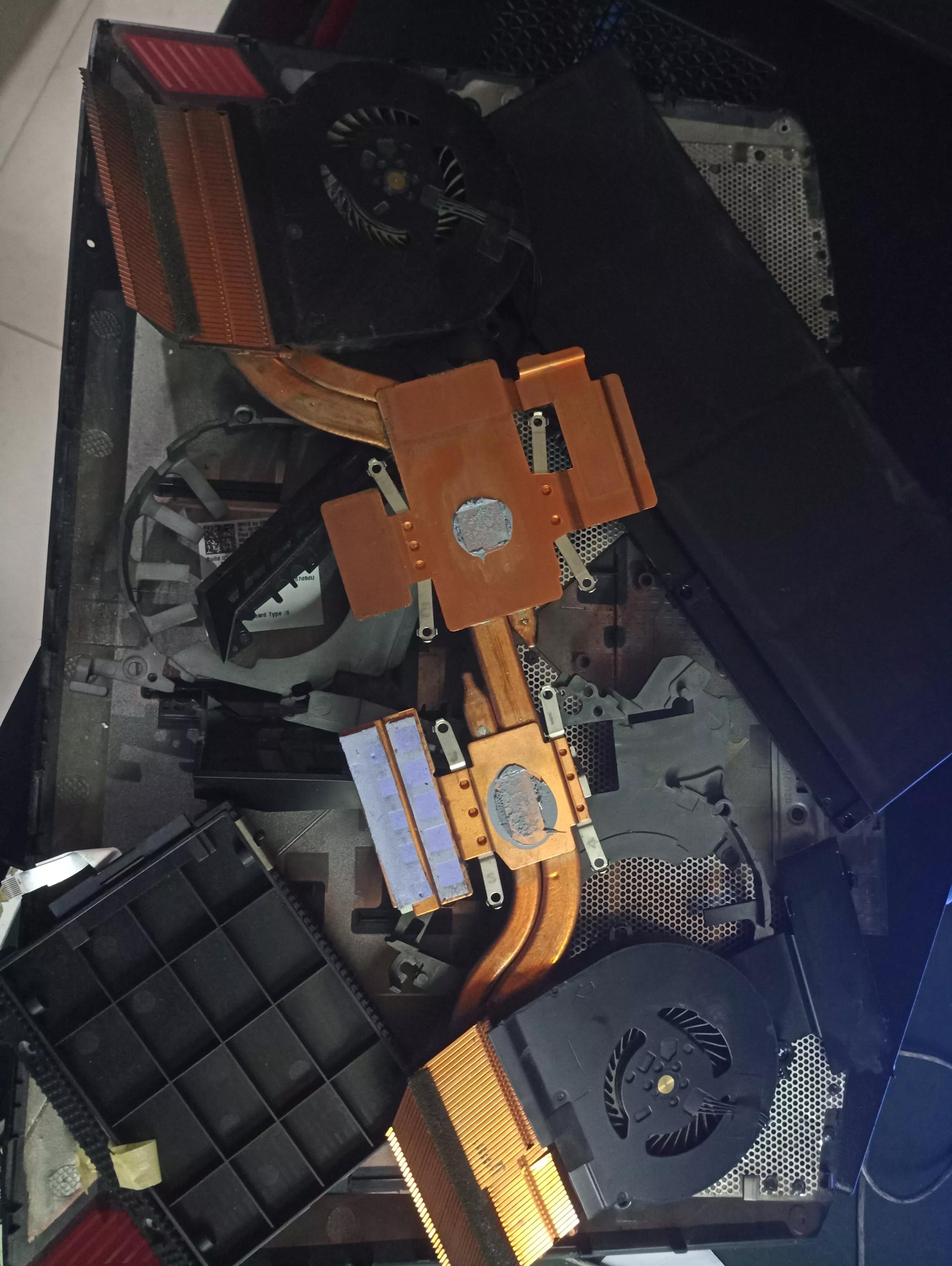 笔记本进水怎么办,笔记本进水开不了机