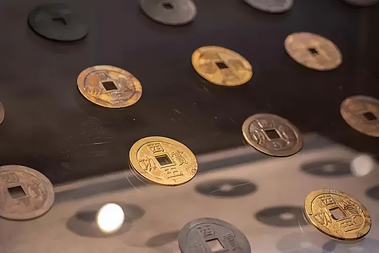 张献忠江口沉银黄金现场图,张献忠沉银哪一年发掘的