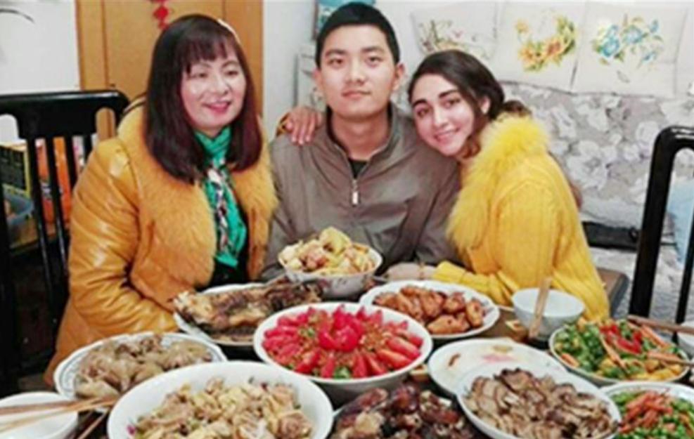 古巴小伙2个月追到中国女孩,古巴女孩退学追随男朋友