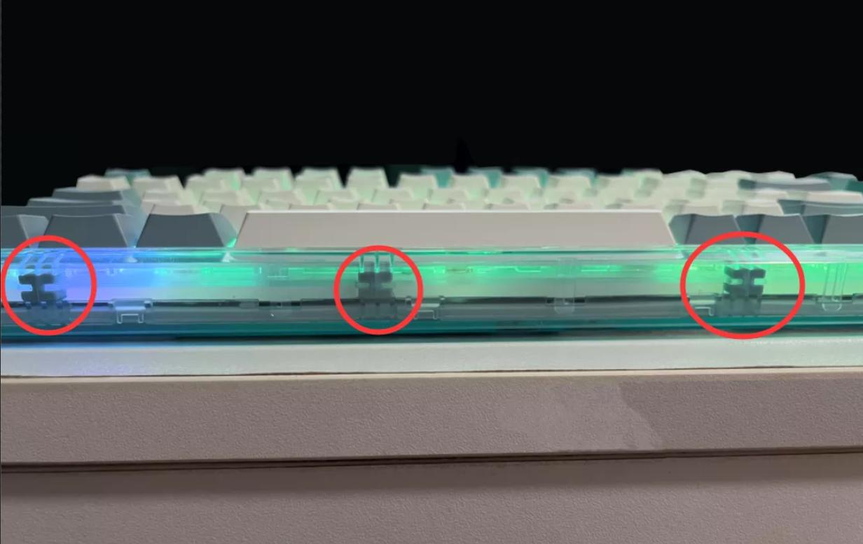 学生党键盘推荐,腹灵q75pro冰峰白开箱