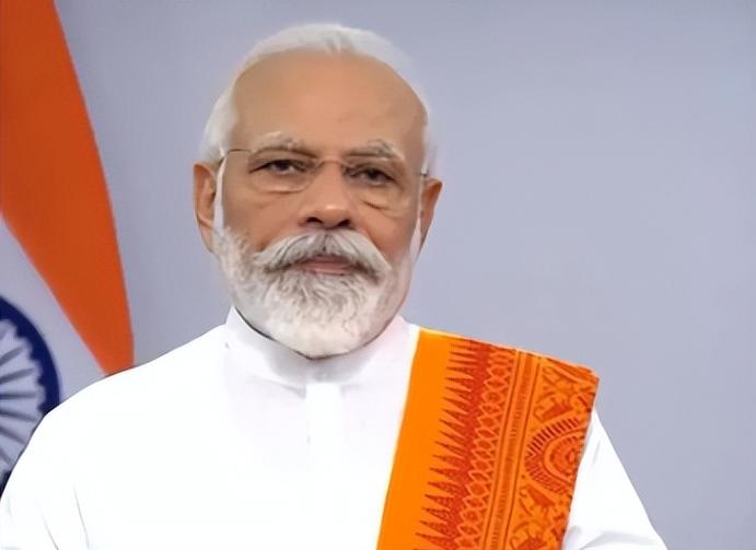 两艘美舰过航台湾海峡新闻评述,台媒报道美舰过航台湾海峡