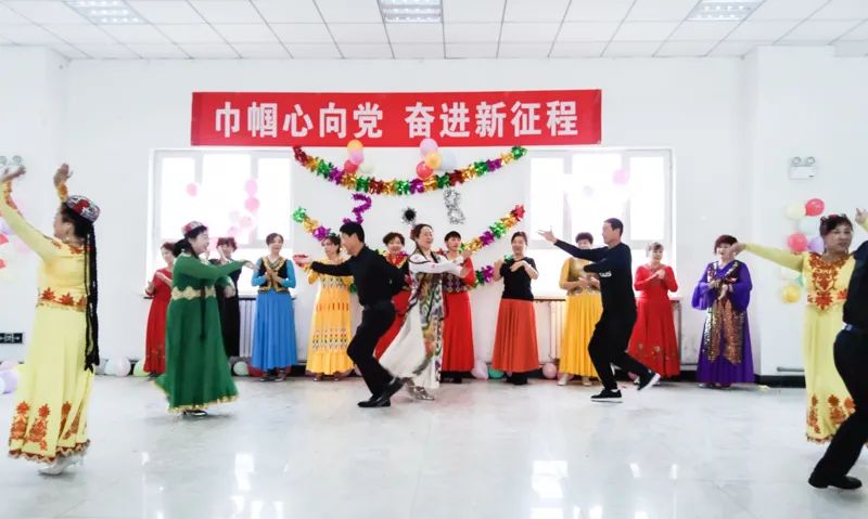 三八节巾帼绽芳华,巾帼绽芳华三八节医院演讲