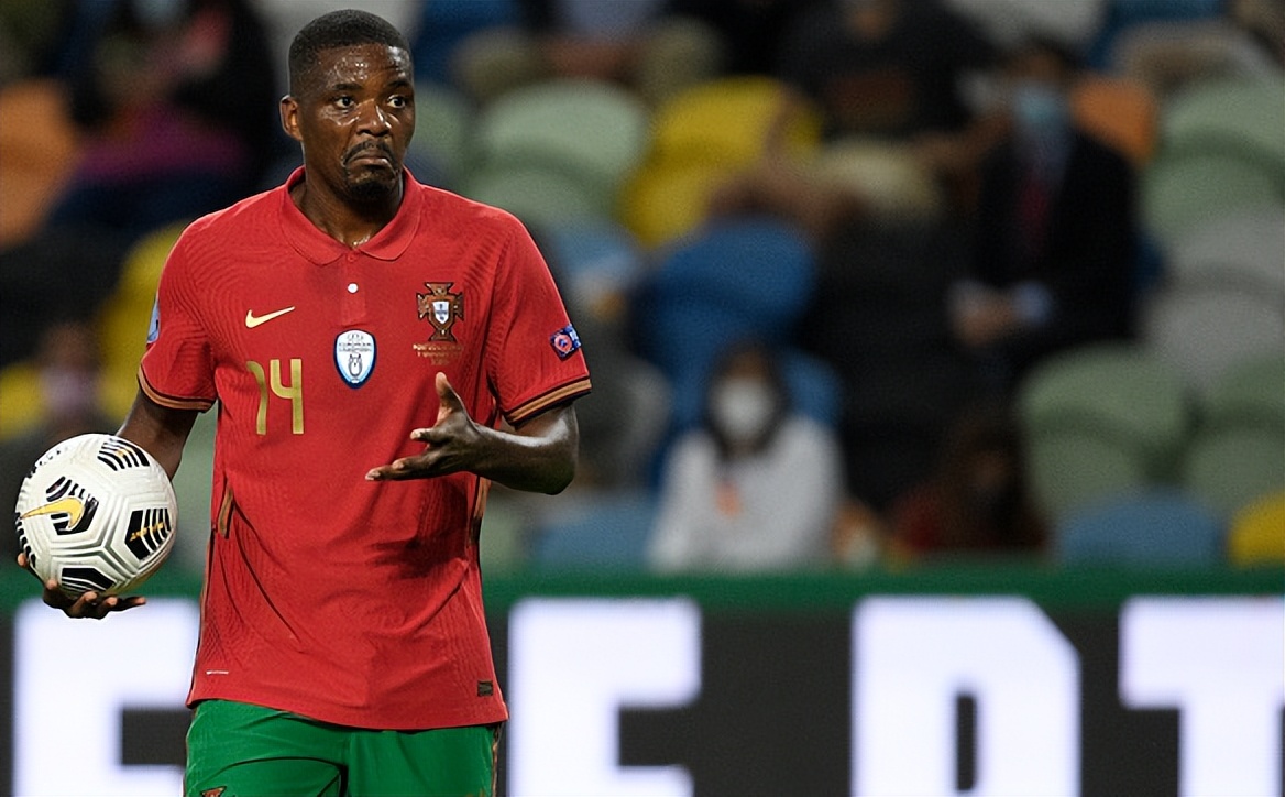 精彩回顾c罗10次拯救葡萄牙时刻,轻松过关一好还是轻松过关二好