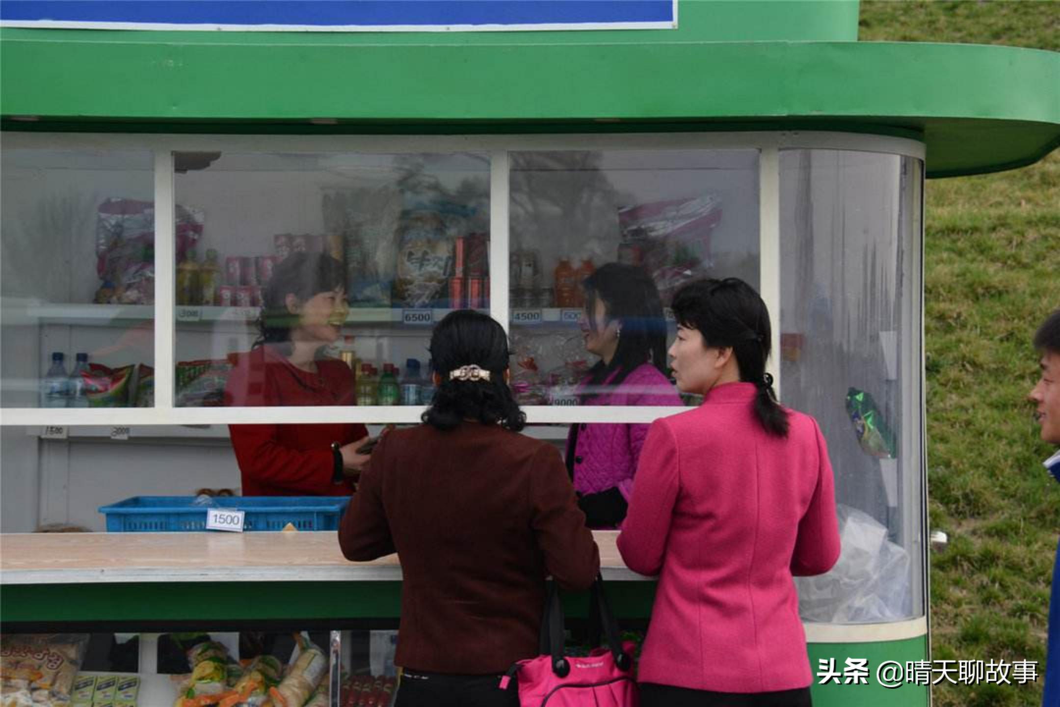 100元能在朝鲜买什么东西,在朝鲜超市买东西