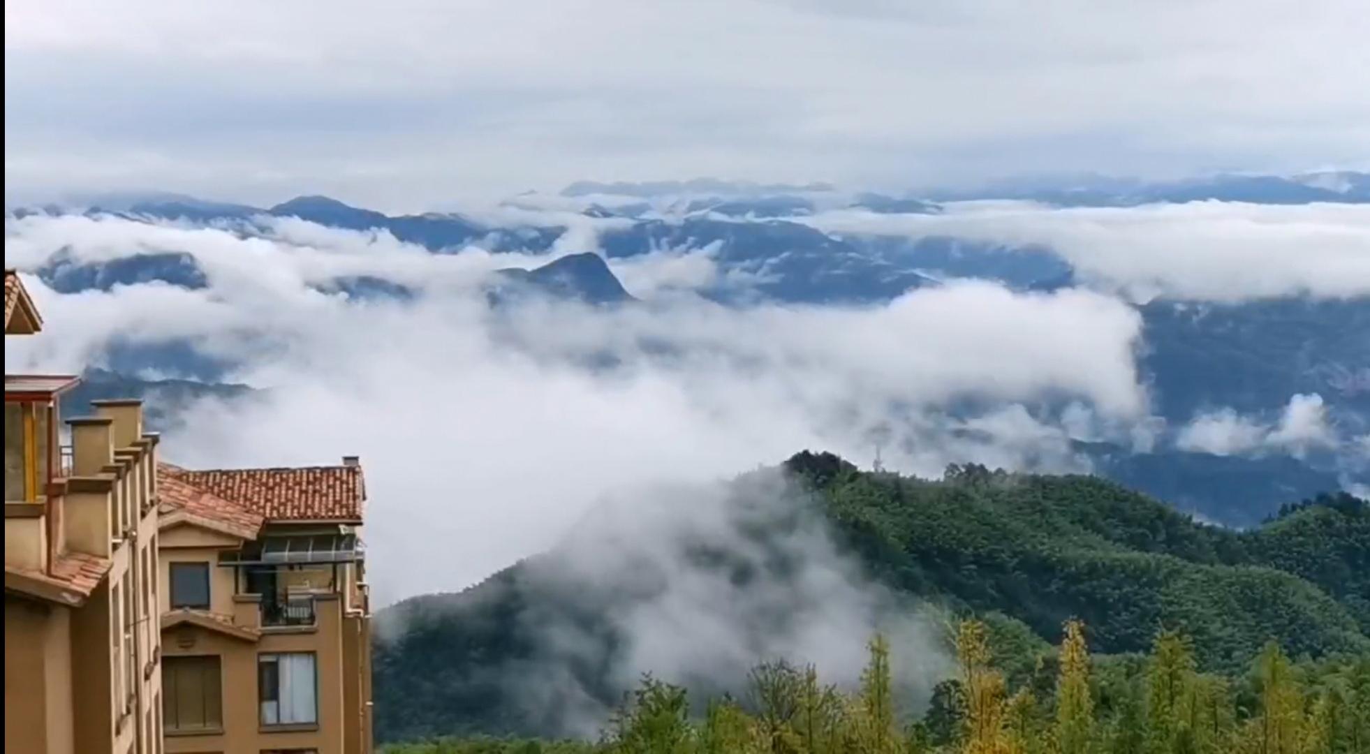夏天去哪里游凉都六盘水,贵州六盘水哪个地方最凉快
