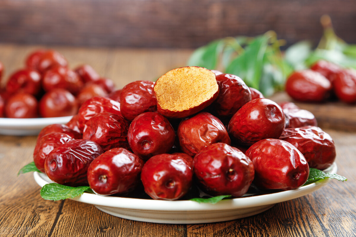 春节送礼送哪几种水果,春节送什么水果寓意好