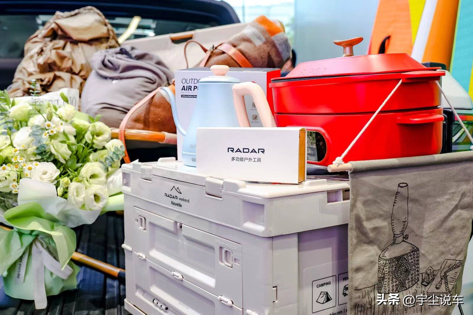 首批新车交付，助力用户成长，雷达提速全国市场布局