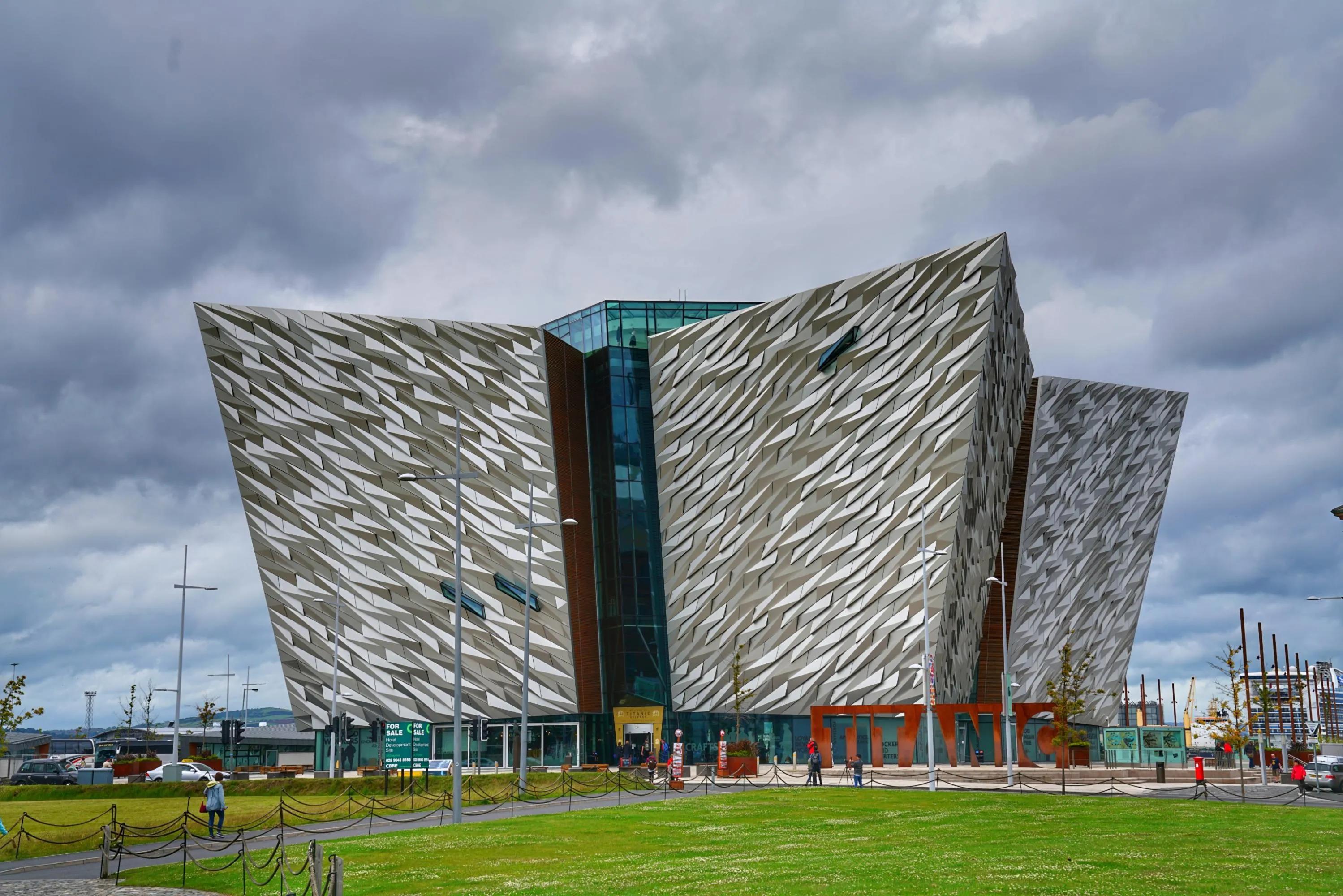 英伦三岛贝尔法斯特,体验权力的游戏