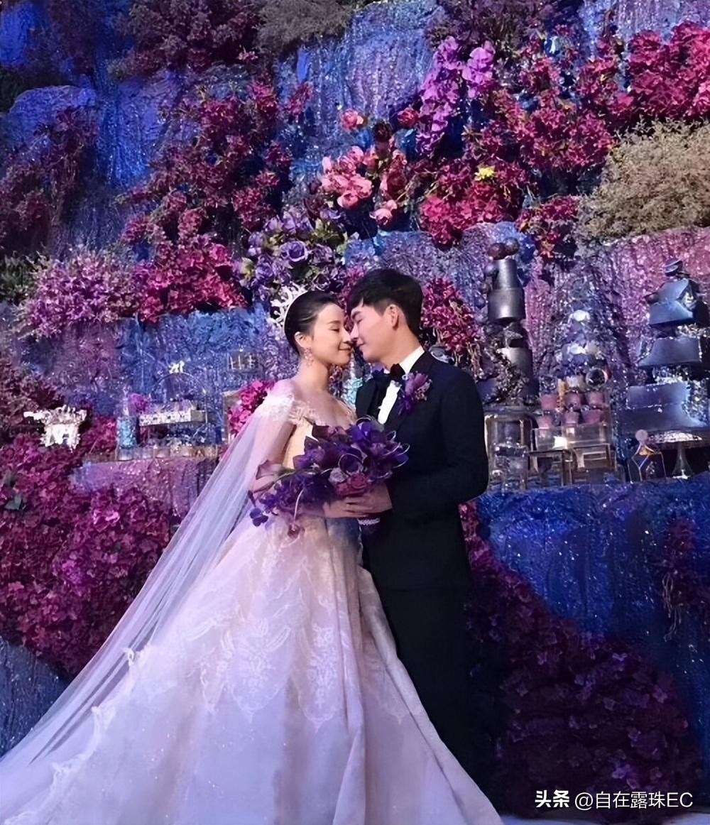 伊尔康二儿子订婚现场：新娘小腹鼓鼓如怀孕，婆婆盖过新娘