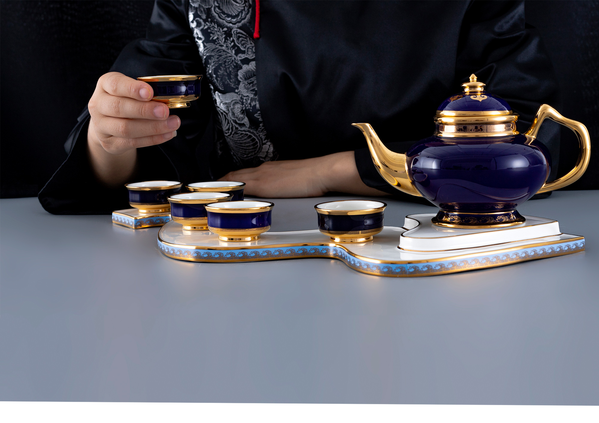 送高端上档次的礼品,公司送客户礼品推荐有纪念意义