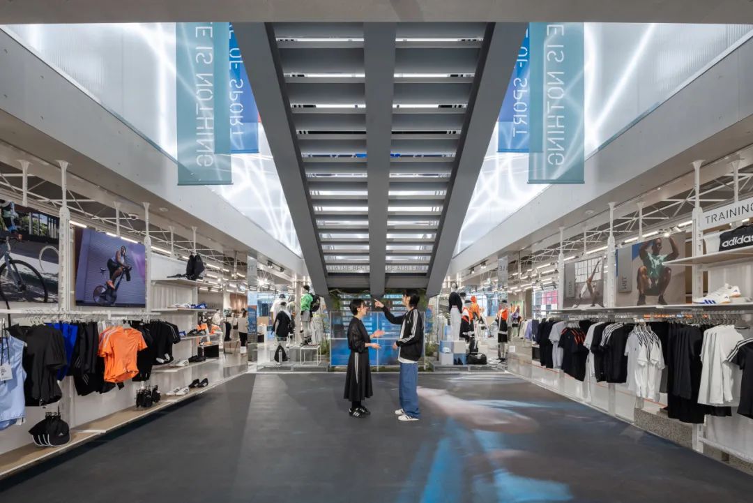 万社设计靠谱吗,首尔adidas旗舰店