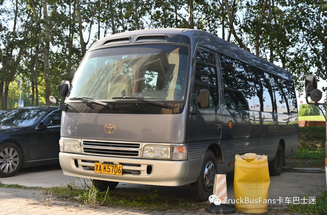 丰田考斯特2020款埃尔法,最新款丰田考斯特4.0