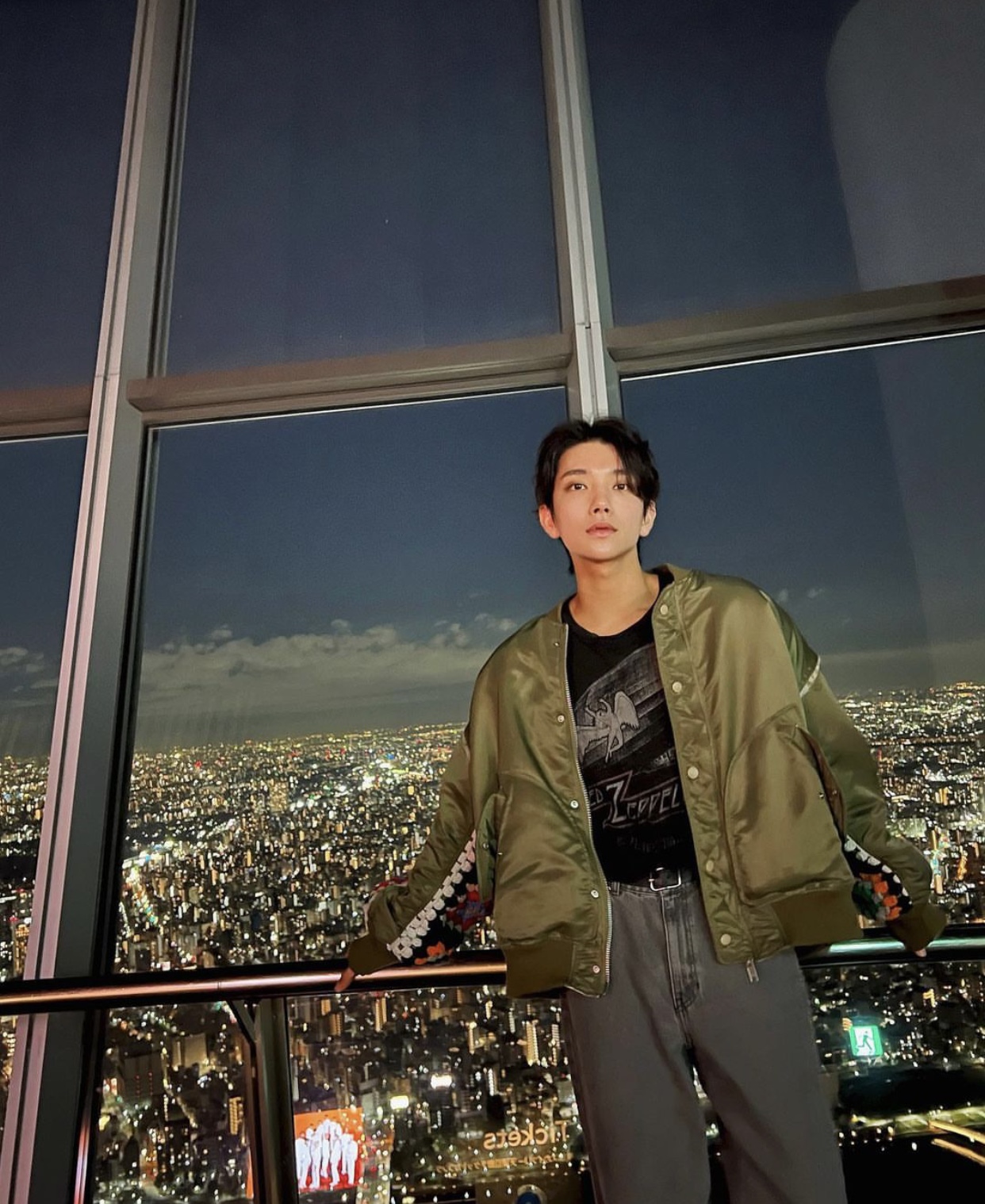 冬天内搭白色好还是黑色好,冬天内搭女2020高级感