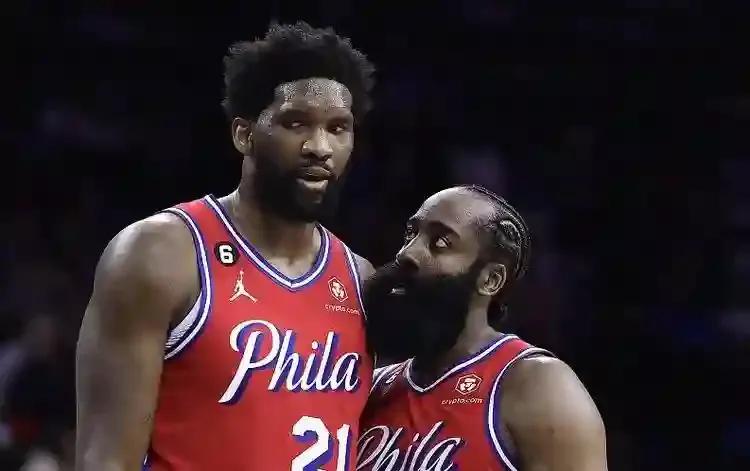 nba季前赛湖人将战勇士集锦,湖人勇士圣诞大战隆多