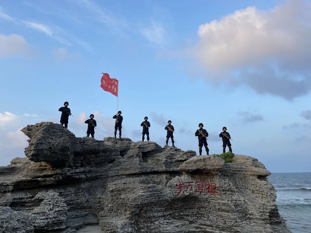 致敬边防海防战士,致敬公安英雄海南警方