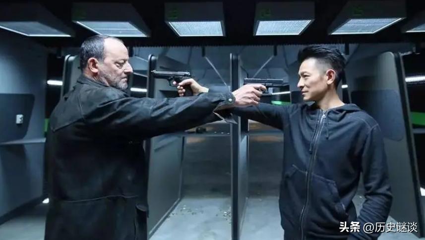 俄罗斯轮盘赌游戏是谁发明的,电影里疯狂的俄罗斯轮盘赌