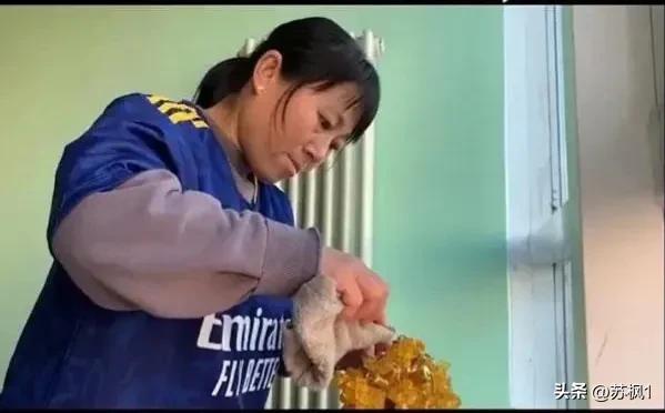 国足教练李铁的工资是多少,国足主教练李铁工资