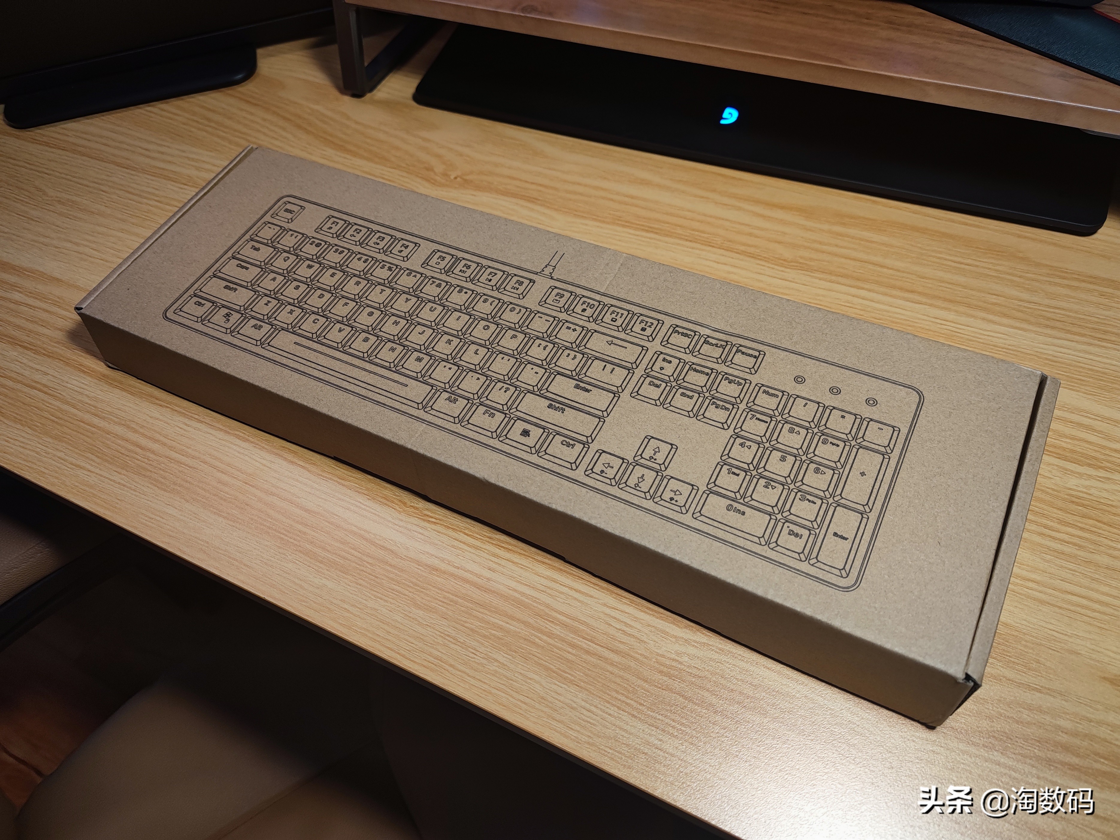 红轴游戏键盘推荐100以下,红轴游戏全键键盘推荐100元以内