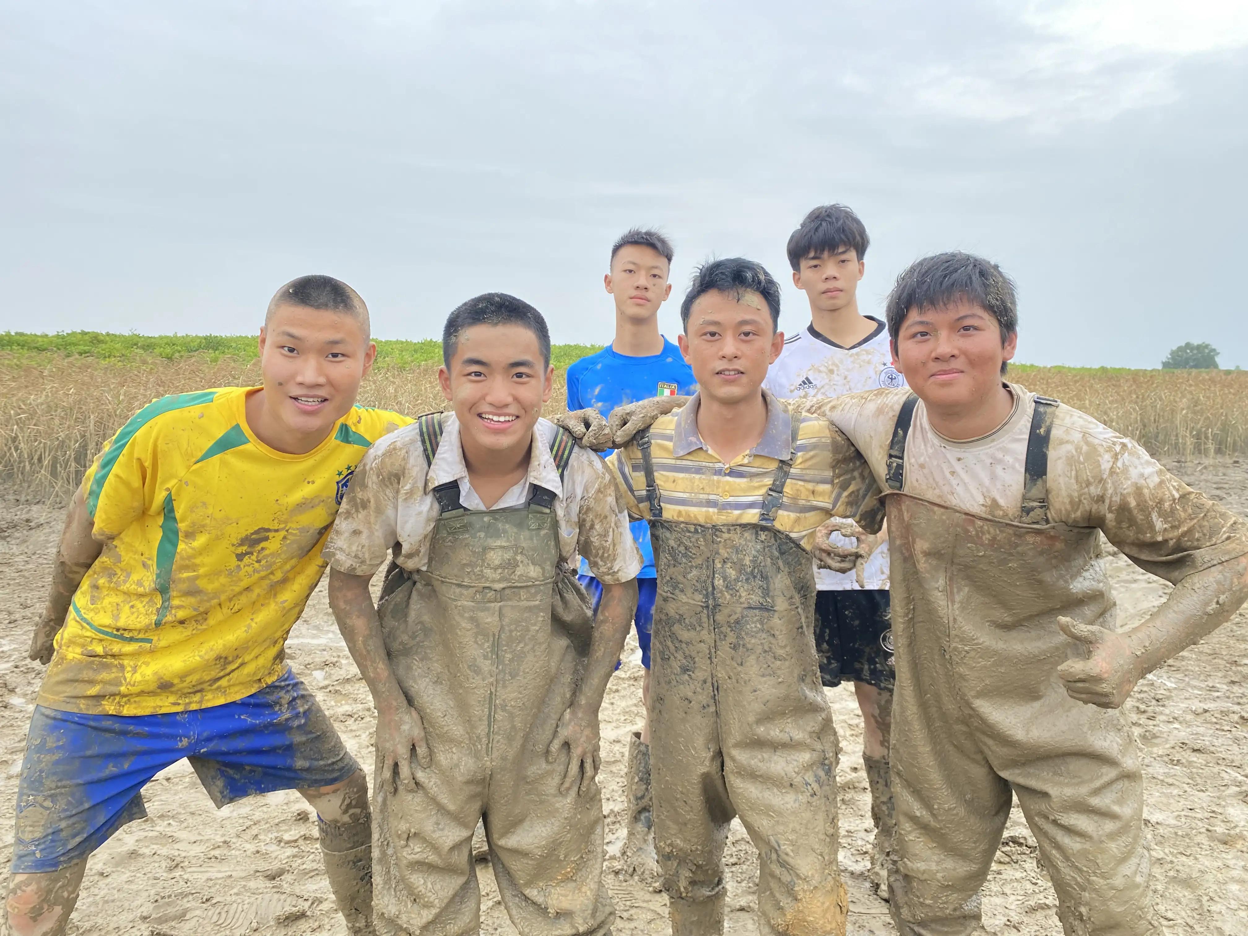 足球梦完整版国语免费看,《足球梦》