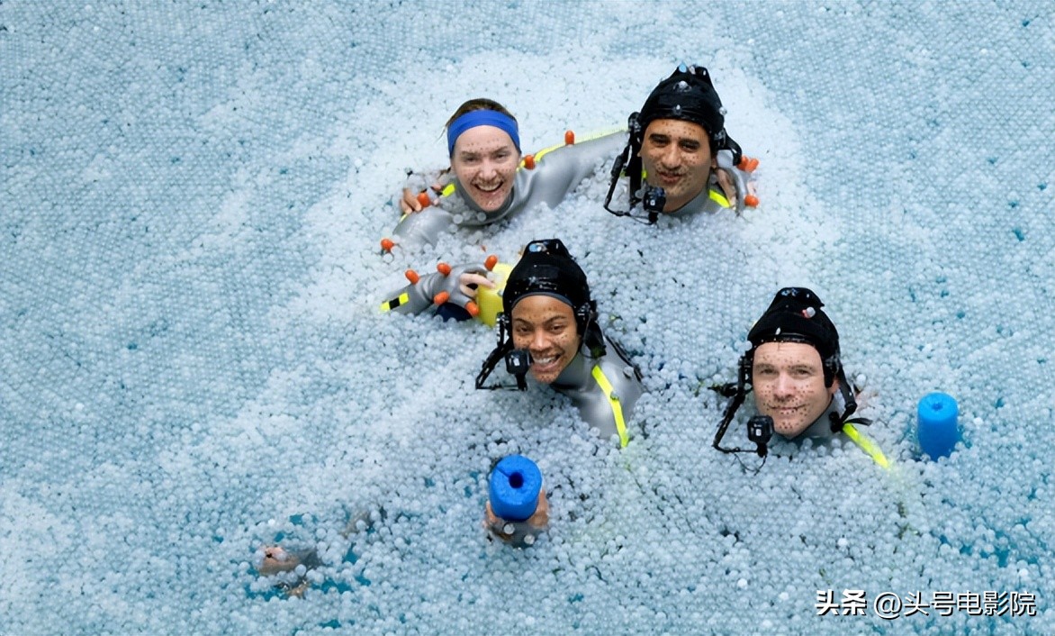 豆瓣8.4开分！揭秘《阿凡达2》主角：73岁奶奶演少女，70岁演反派