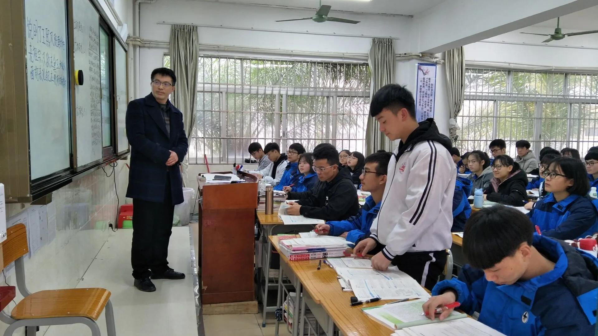 隔代亲是妈妈是女儿,隔代亲学生视频