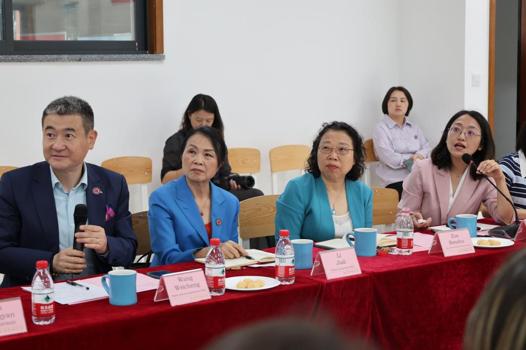 哥伦比亚大学合作项目,哥伦比亚代表团访问